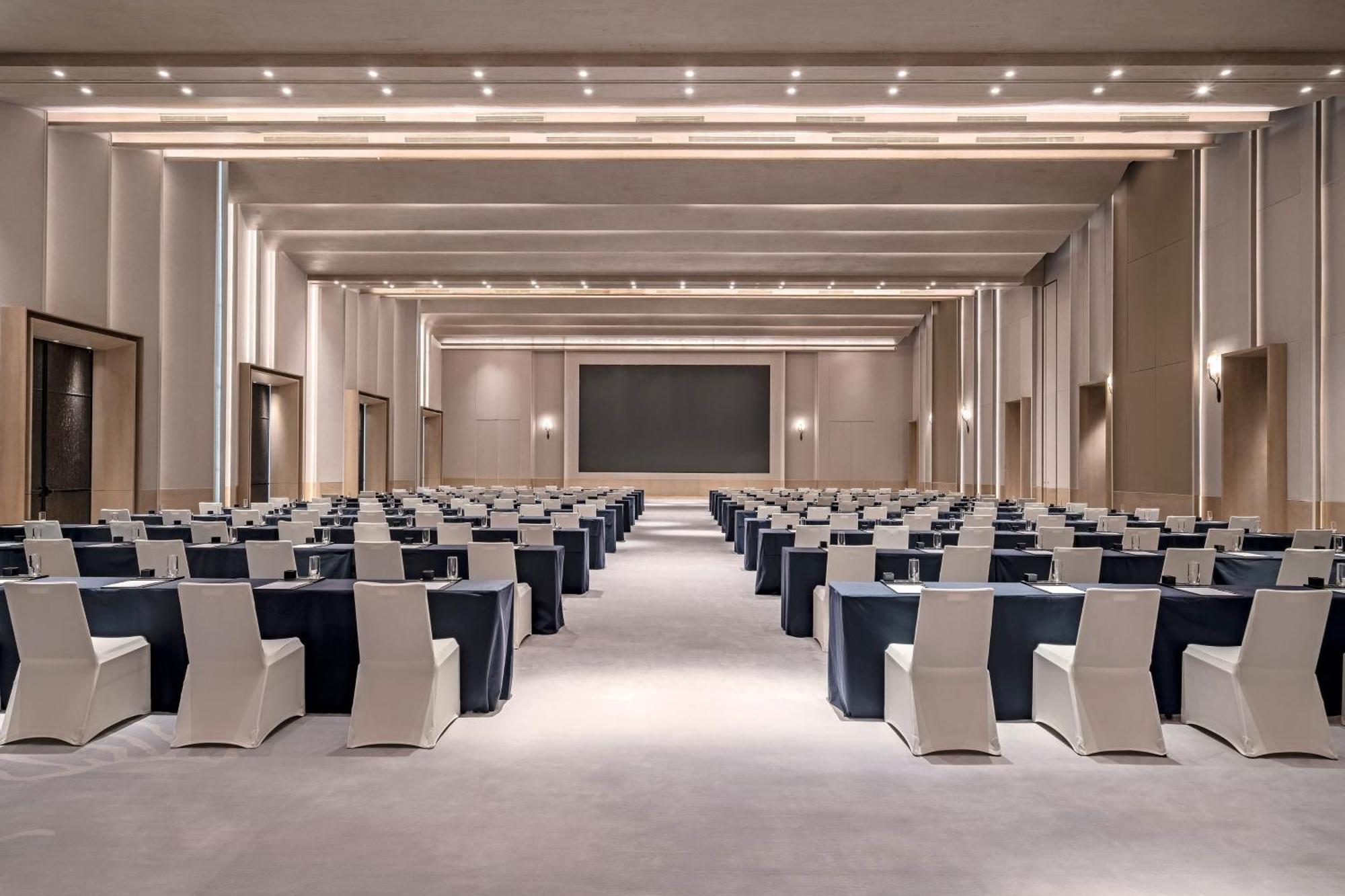 The Westin Nanjing Resort & Spa Exterior photo