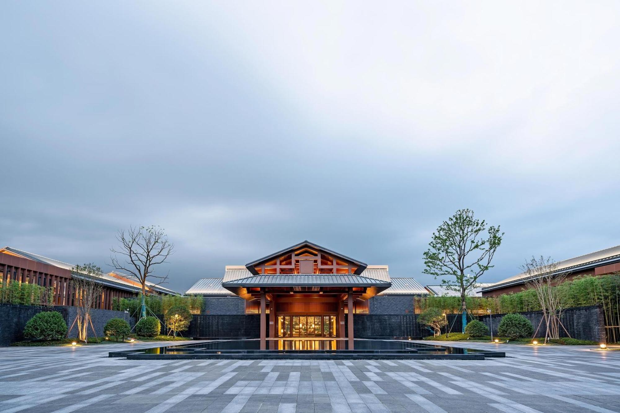 The Westin Nanjing Resort & Spa Exterior photo