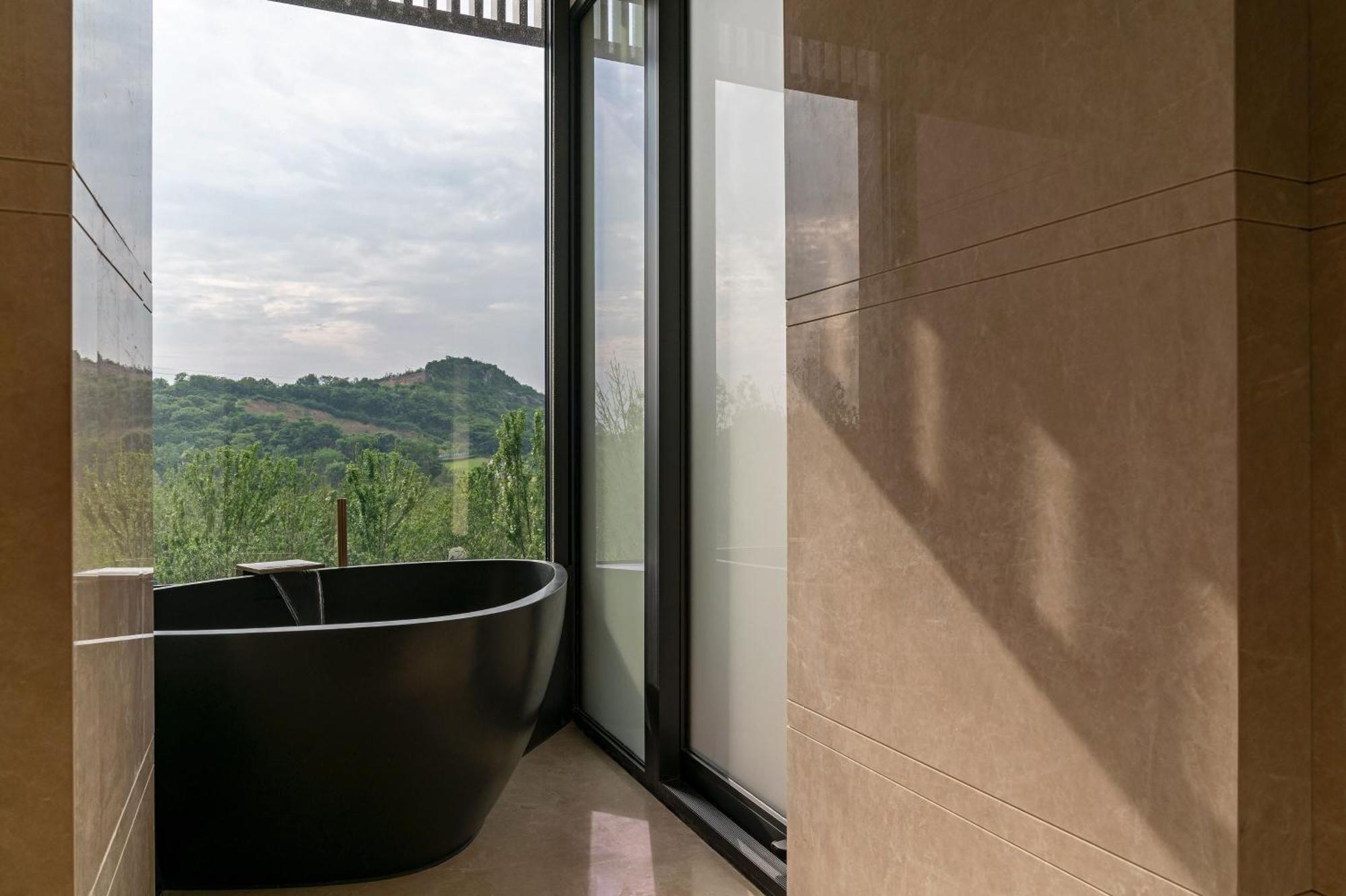 The Westin Nanjing Resort & Spa Exterior photo