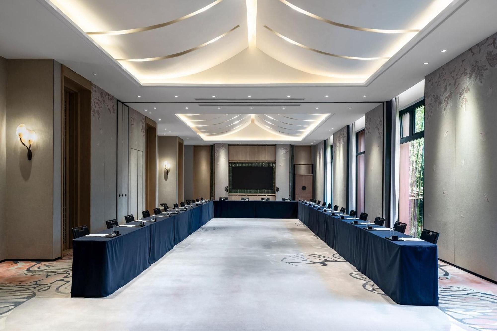 The Westin Nanjing Resort & Spa Exterior photo